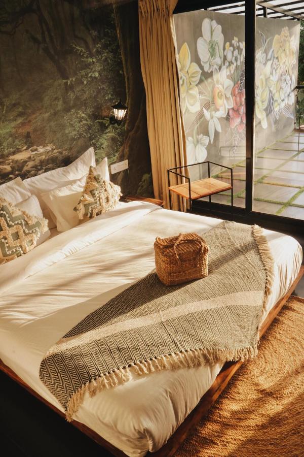 Amazonika Boutique Resort Arpora Exterior photo