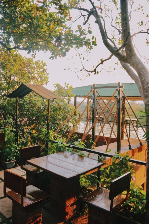 Amazonika Boutique Resort Arpora Exterior photo